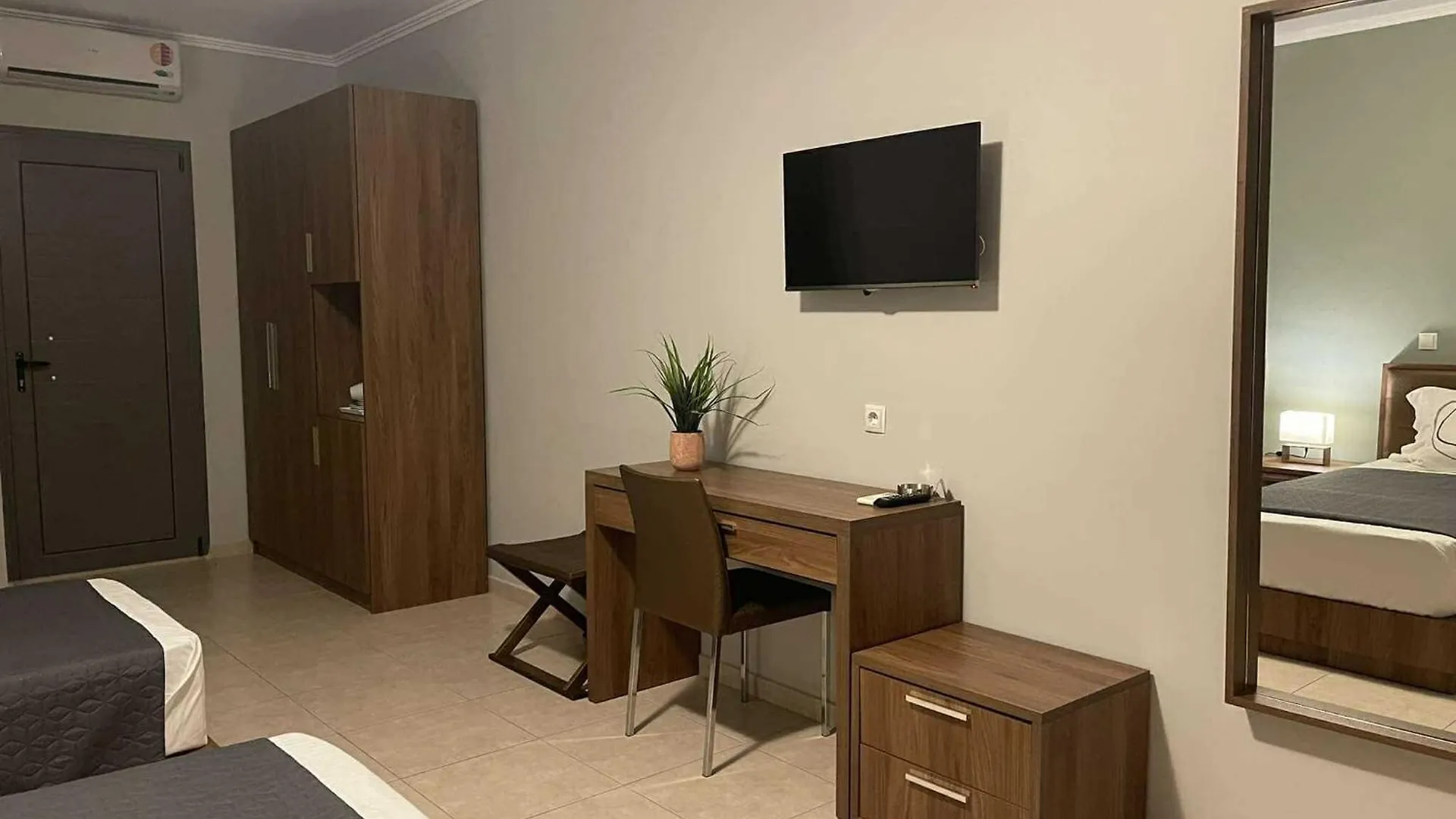 Centrum Rooms Kallithea  ギリシャ